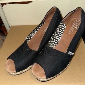 Toms wedges, black canvas, size 9